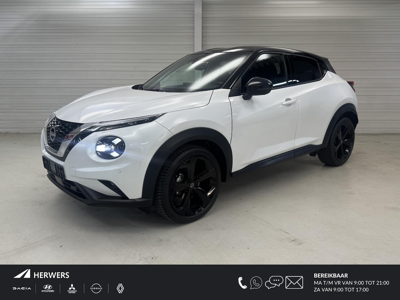 Nissan Juke - 1.0 DIG-T Tekna Automaat / Lederen Bekleding / Navigatie / Stoel- en Stuurverwarming / Ver - AutoWereld.nl
