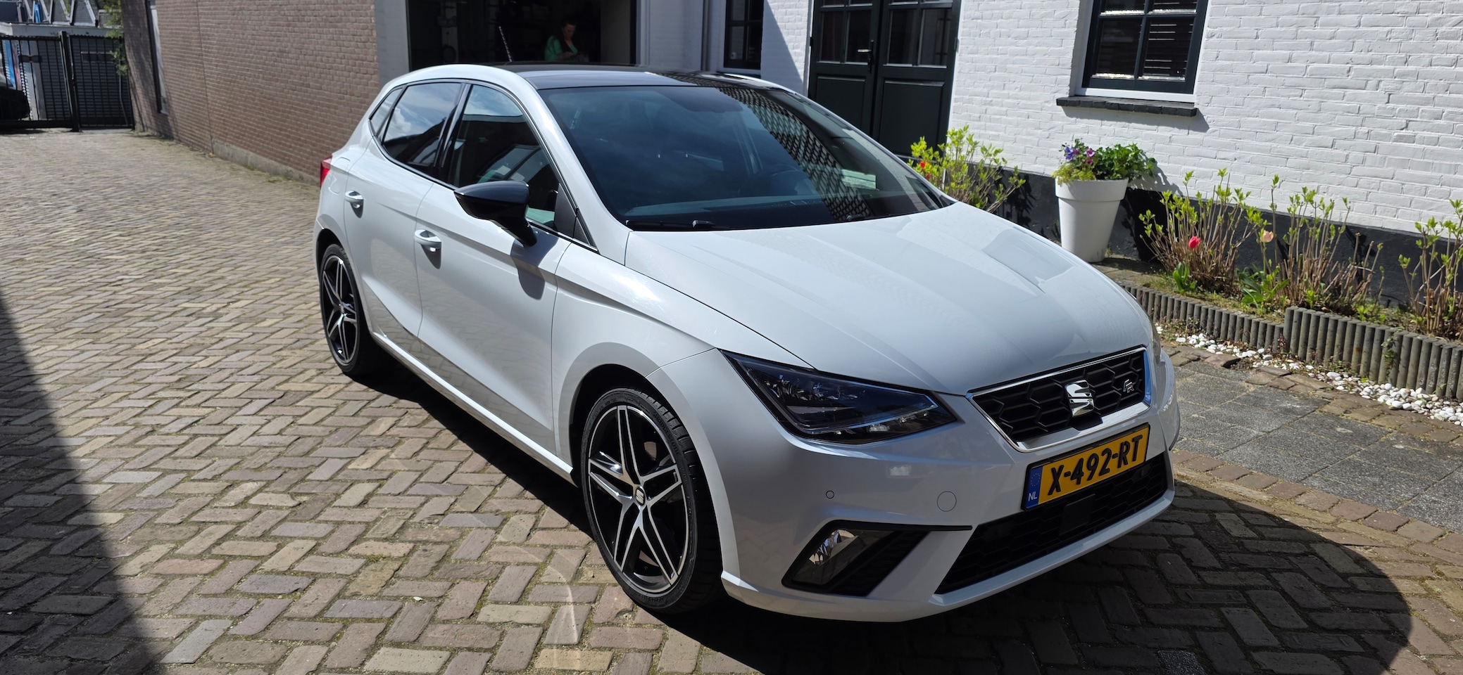 SEAT Ibiza - 1.0 TSI FR FR/PANO/BEATS/CARPLAY/CAMERA - AutoWereld.nl
