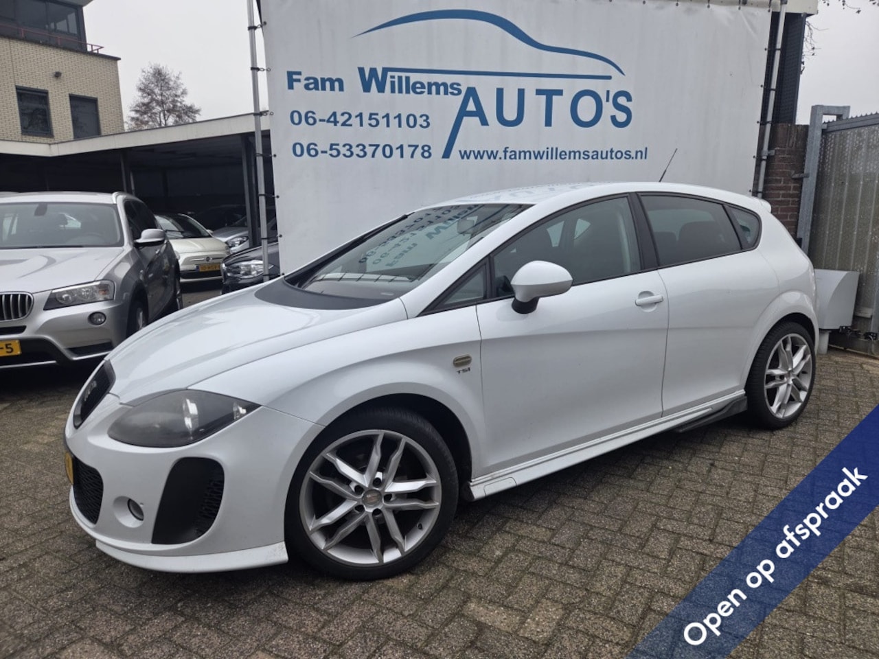 SEAT Leon - 1.2 TSI Sport Leder Navi Clima Sport Nap - AutoWereld.nl