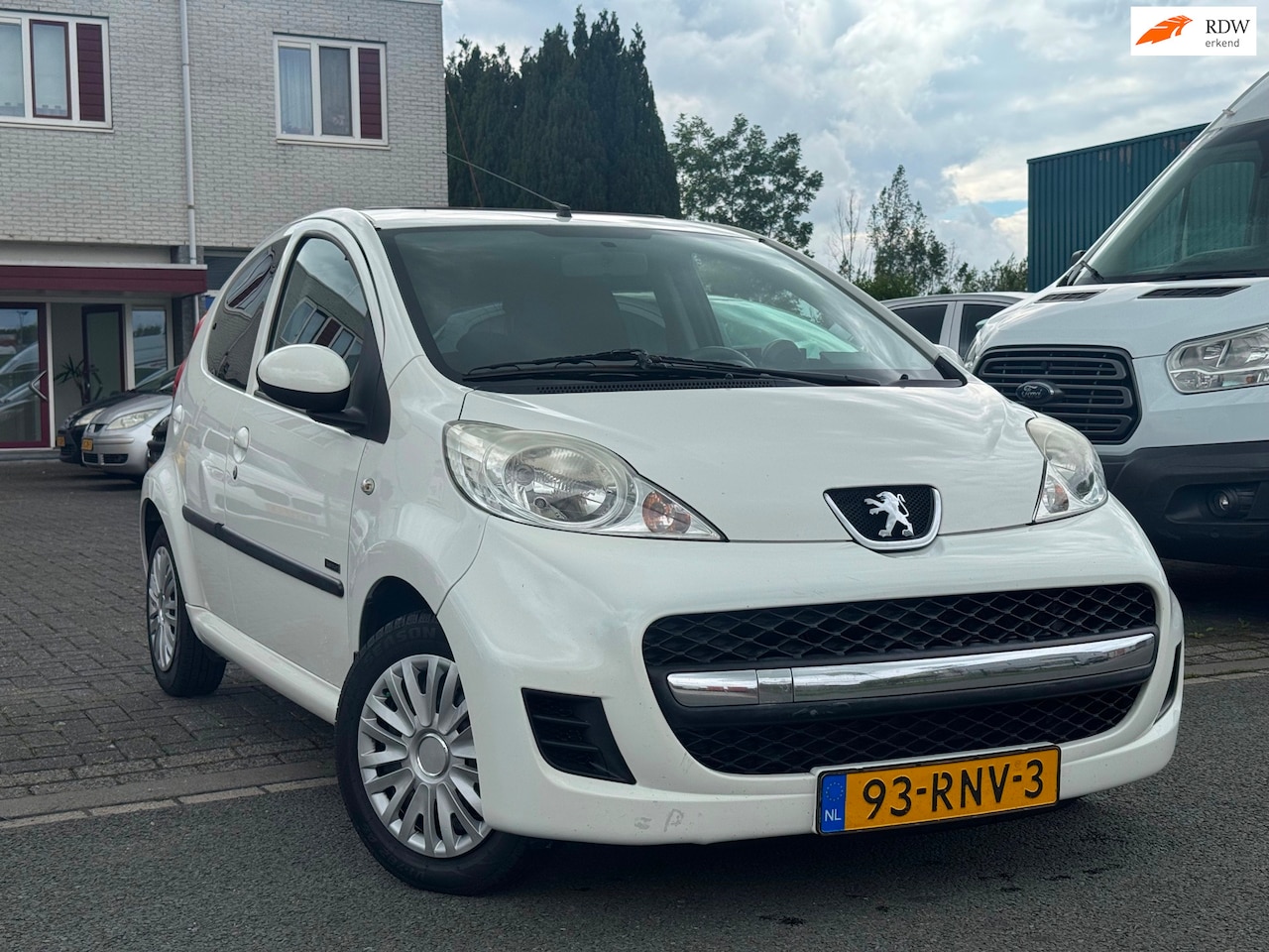 Peugeot 107 - 1.0-12V Sportium 1.0-12V Sportium - AutoWereld.nl