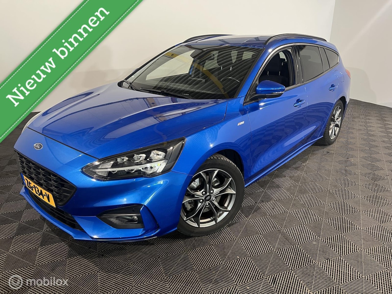 Ford Focus Wagon - 1.0 EcoBoost ST Line Business 1.0 EcoBoost ST Line Business - AutoWereld.nl