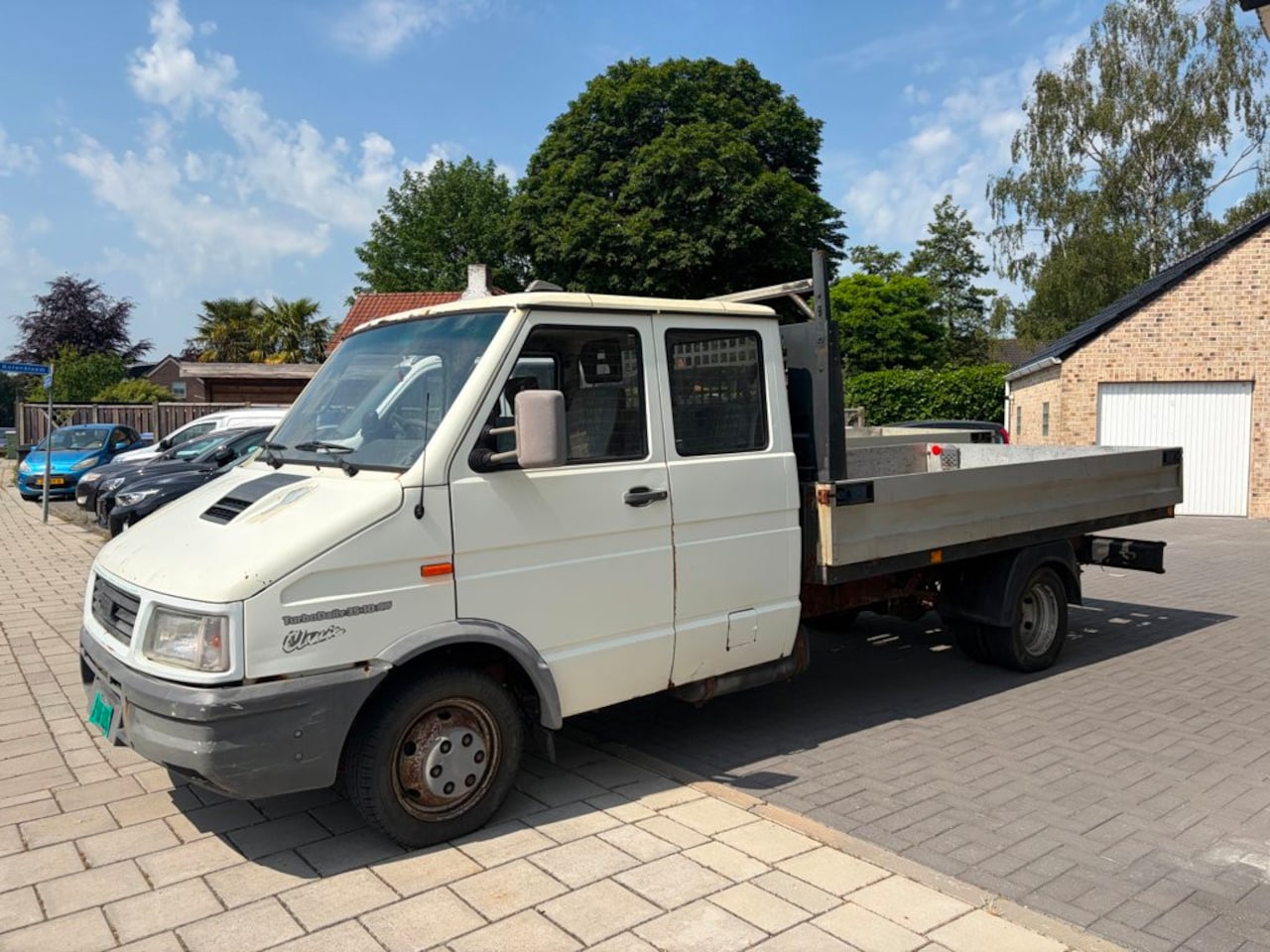Iveco Daily - 35.10D 2.8 DC TurboDaily 35-10 2.8 TD 1999 DC openlaadbak - AutoWereld.nl