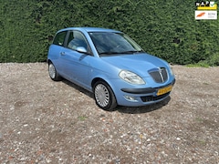 Lancia Y(psilon) - Ypsilon 1.2-16V Argento