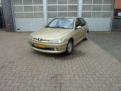 Peugeot 306 - 1.6 XR SUN-LINE
