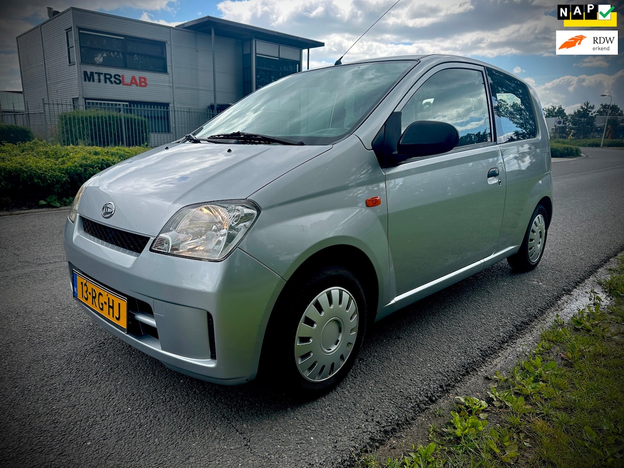 Daihatsu Cuore - 1.0-12V Tokyo 1.0-12V Tokyo, KOUDE AIRCO, LAGE KM, NIEUWSTAAT, NIEUWE APK - AutoWereld.nl