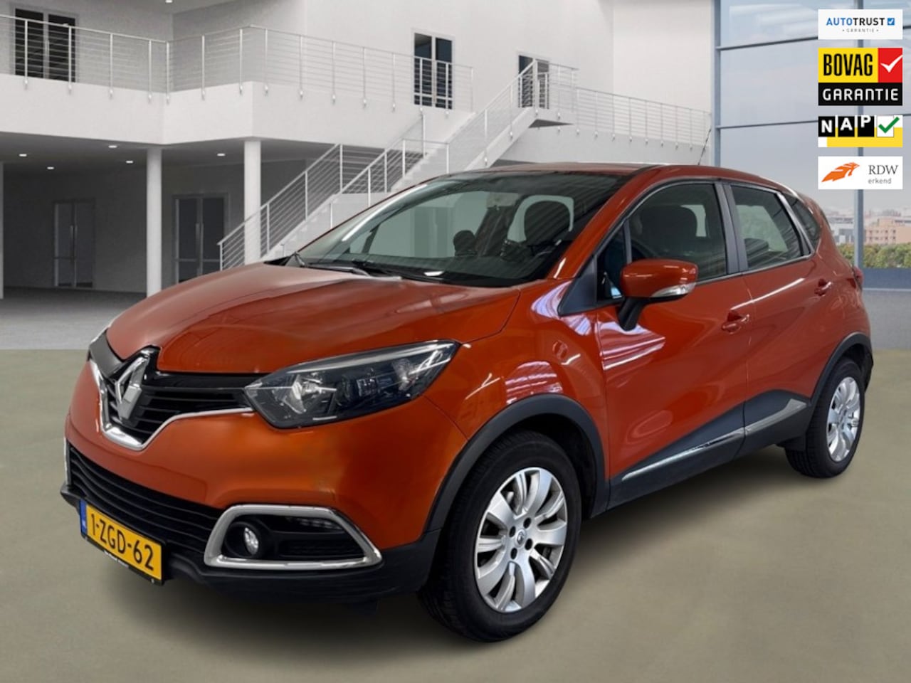 Renault Captur - 0.9 TCe Expression 1e Eigenaar 69.000 km +NAP NL-auto - AutoWereld.nl