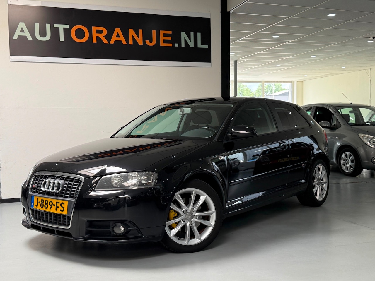 Audi A3 - 2.0 FSI Attraction-Airco-Nieuwe APK bij afleveren: - AutoWereld.nl