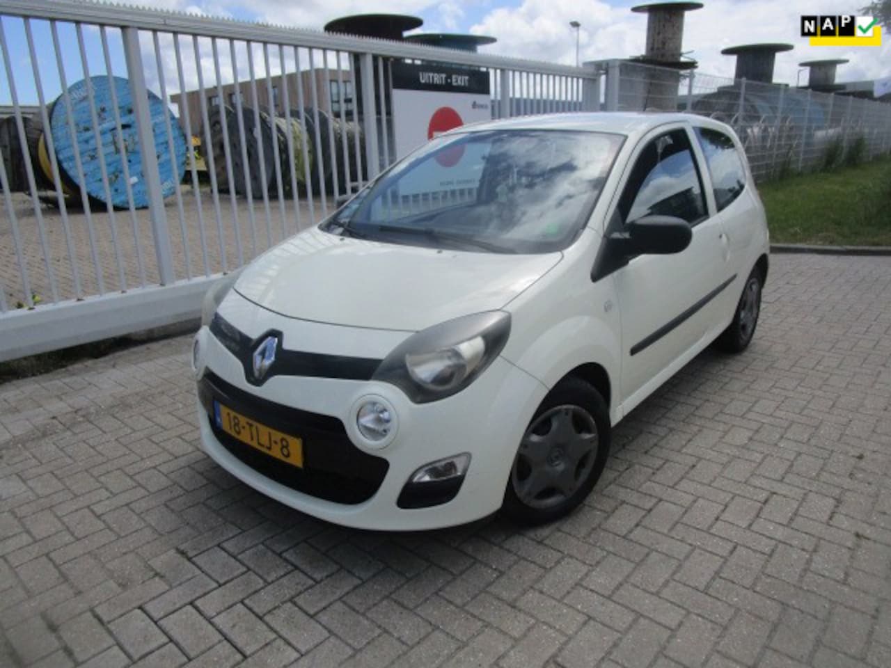 Renault Twingo - 1.2-16V Authentique 1.2 16V Authentique - AutoWereld.nl