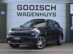Lynk & Co 01 - 1.5 | Black Lines | Pano | Carplay | Camera |