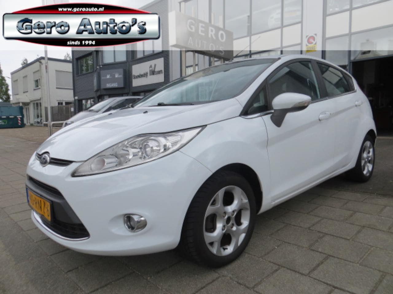 Ford Fiesta - 1.25 Titanium 5 deurs ,airco lmv elec pakket - AutoWereld.nl