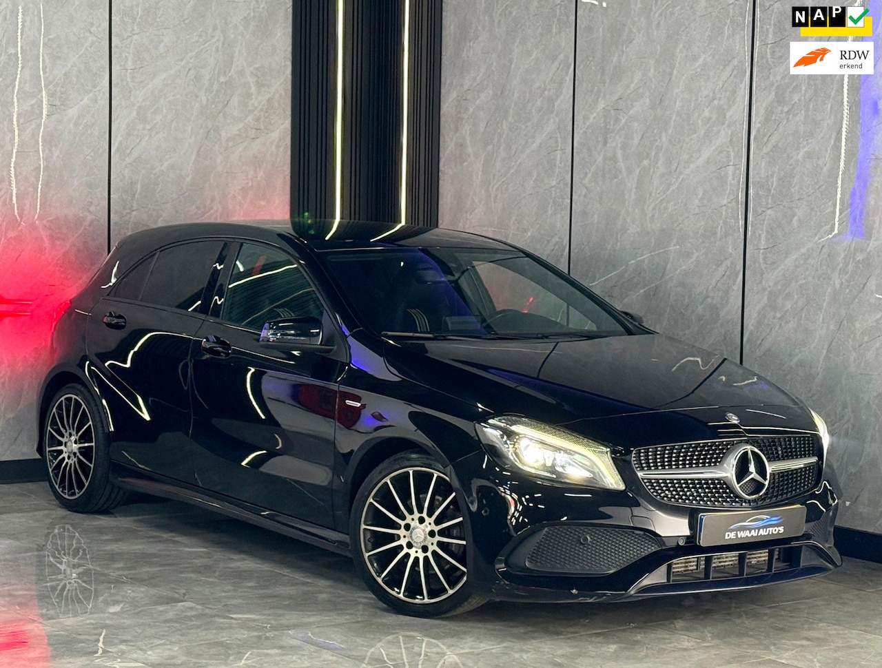 Mercedes-Benz A-klasse - 180 Edition AMG |Camera|Automaat|CarPlay|half Leer/alcantara|Nap|Boekjes - AutoWereld.nl