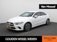 Mercedes-Benz A-klasse - 180 Business Solution | Automaat | Trekhaak | Wide Screen | Privacy Glass | Camera | LED K