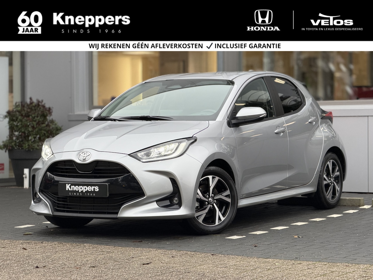 Toyota Yaris - 1.5 Hybrid 115 Dynamic | GEEN AFLEVERKOSTEN |  Apple/Android, Cruise control, Climate cont - AutoWereld.nl