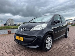 Peugeot 107 - 1.0-12V XS /Airco/St.bkr/5 drs/Nieuwe APK