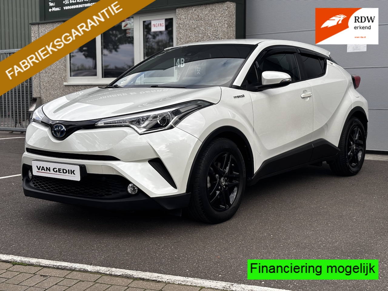 Toyota C-HR - 1.8 Hybrid Active Navi Keyless Acc Camera Clima Cruise Automaat - AutoWereld.nl