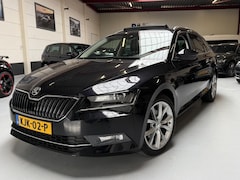 Skoda Superb Combi - 1.8 TSI Style | 1e eig. | Pano | Trekhaak