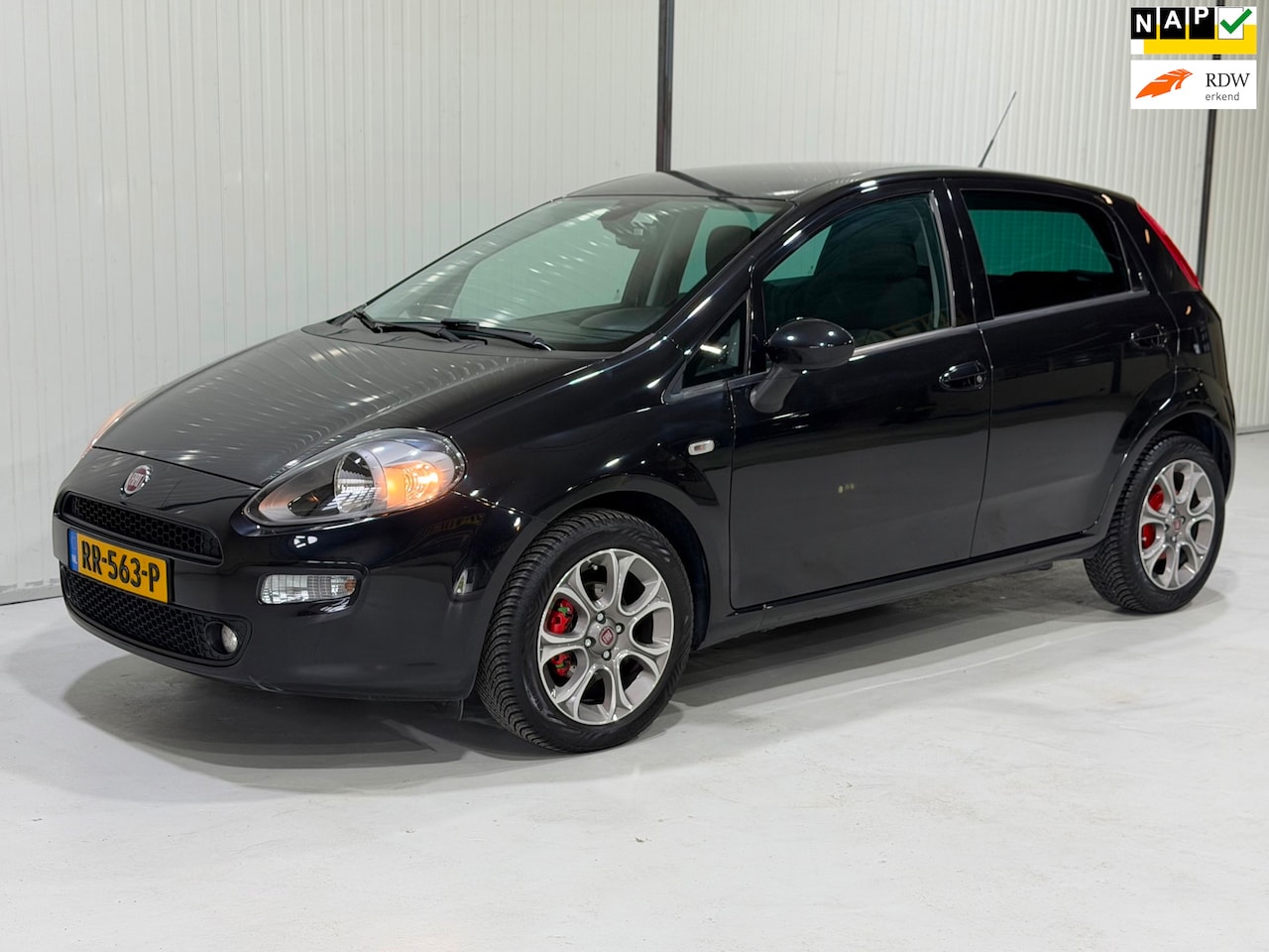 Fiat Punto Evo - 0.9 TwinAir Sempre - NETTE STAAT - NWE APK - NAVI - LM VELGEN - CLIMA!! - AutoWereld.nl