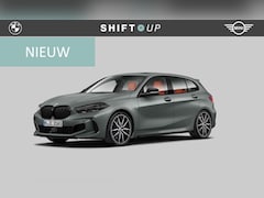 BMW 1-serie - M135i xDrive Panoramadak | Harman Kardon | Head Up | ACC | Stuurverwarming