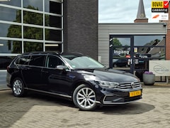 Volkswagen Passat Variant - 1.4 TSI PHEV GTE Business Premium | Zwenkbare trekhaak | Camera | Massagestoel | App conne
