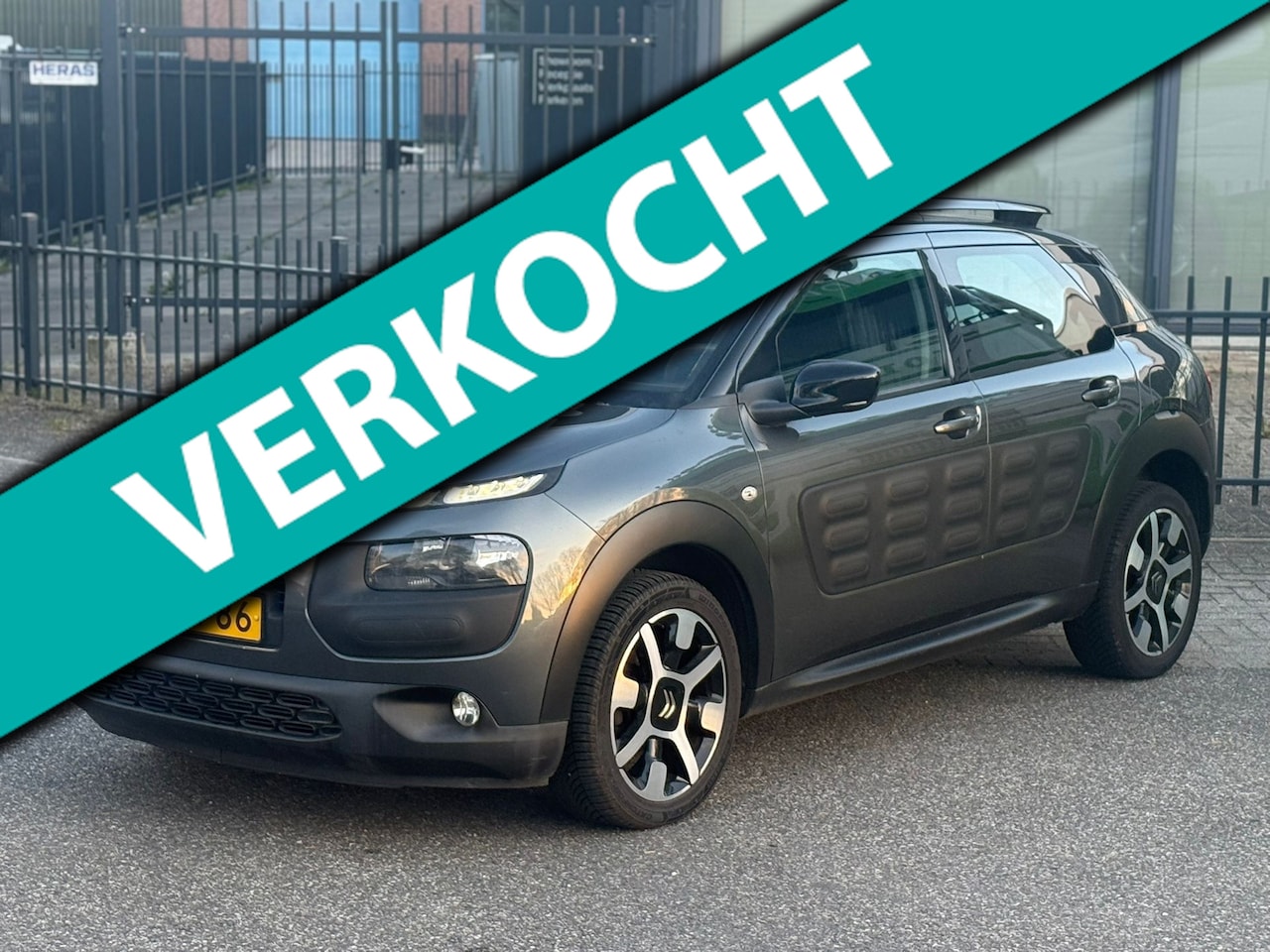 Citroën C4 Cactus - 1.2 e-VTi Feel / N distributieriem / N APK - AutoWereld.nl