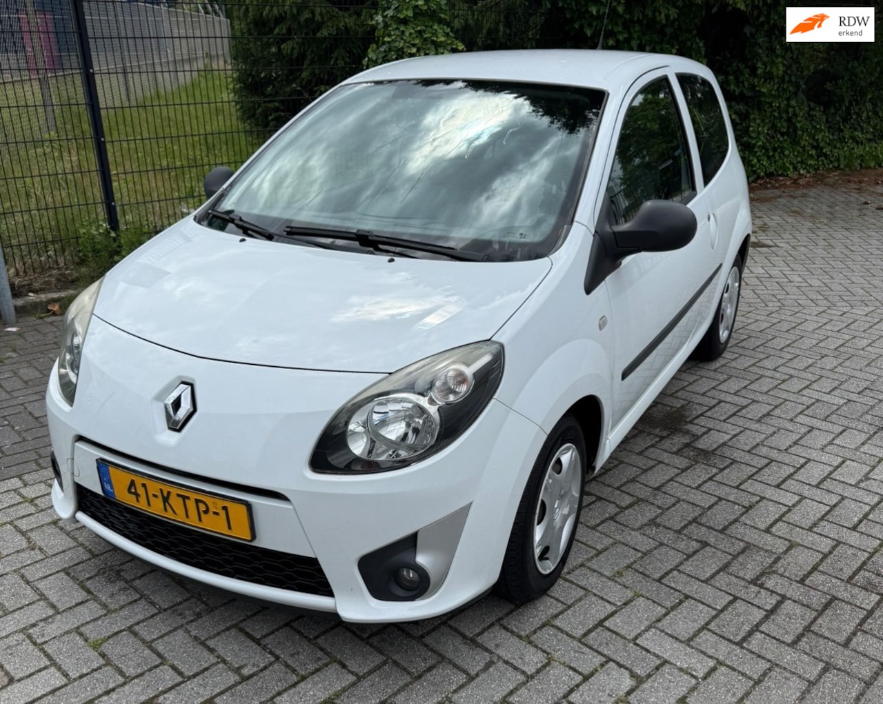 Renault Twingo - 1.2-16V Authentique 1.2-16V Authentique - AutoWereld.nl