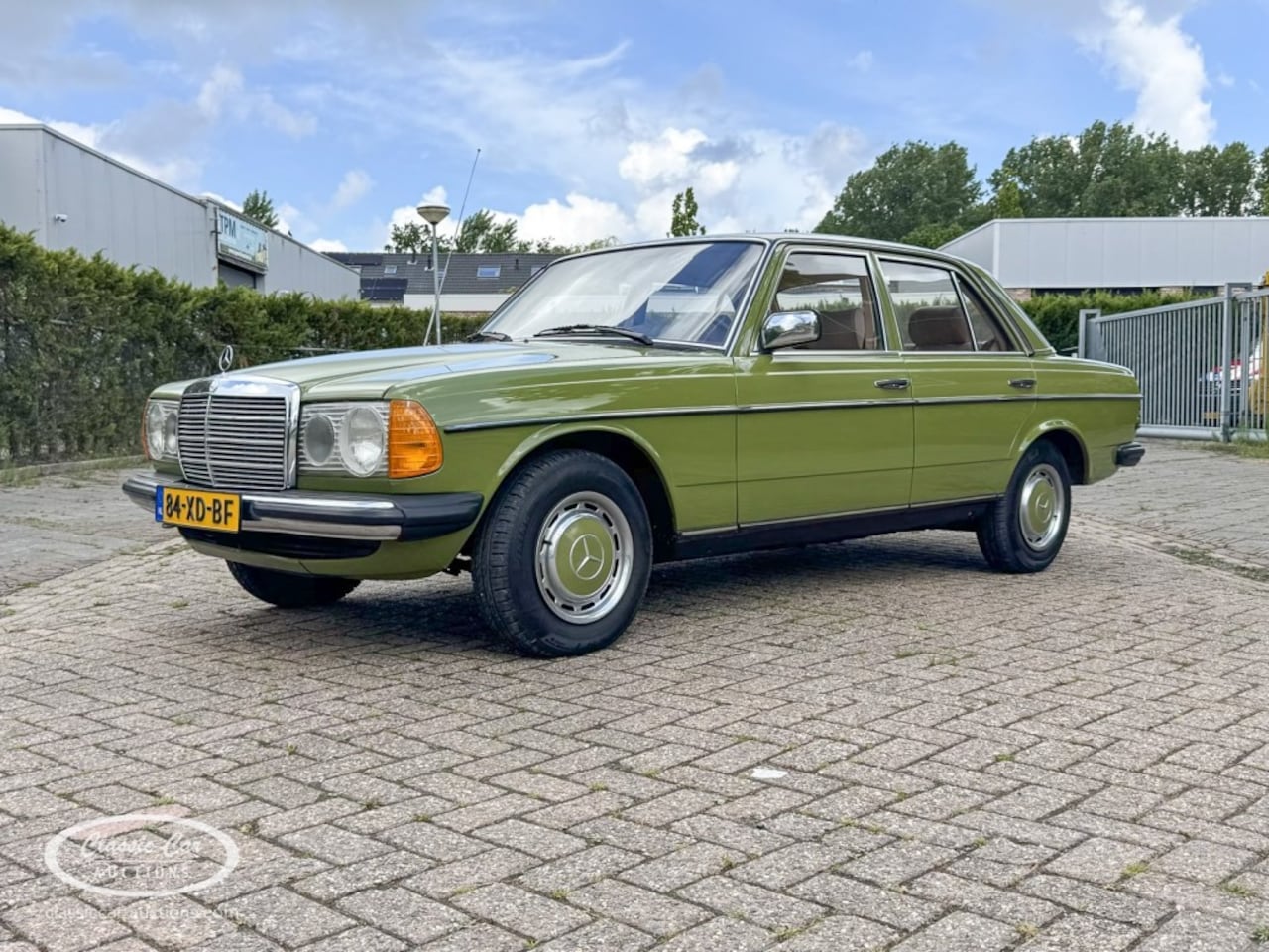 Mercedes-Benz 200-serie - 200D - ONLINE AUCTION - AutoWereld.nl