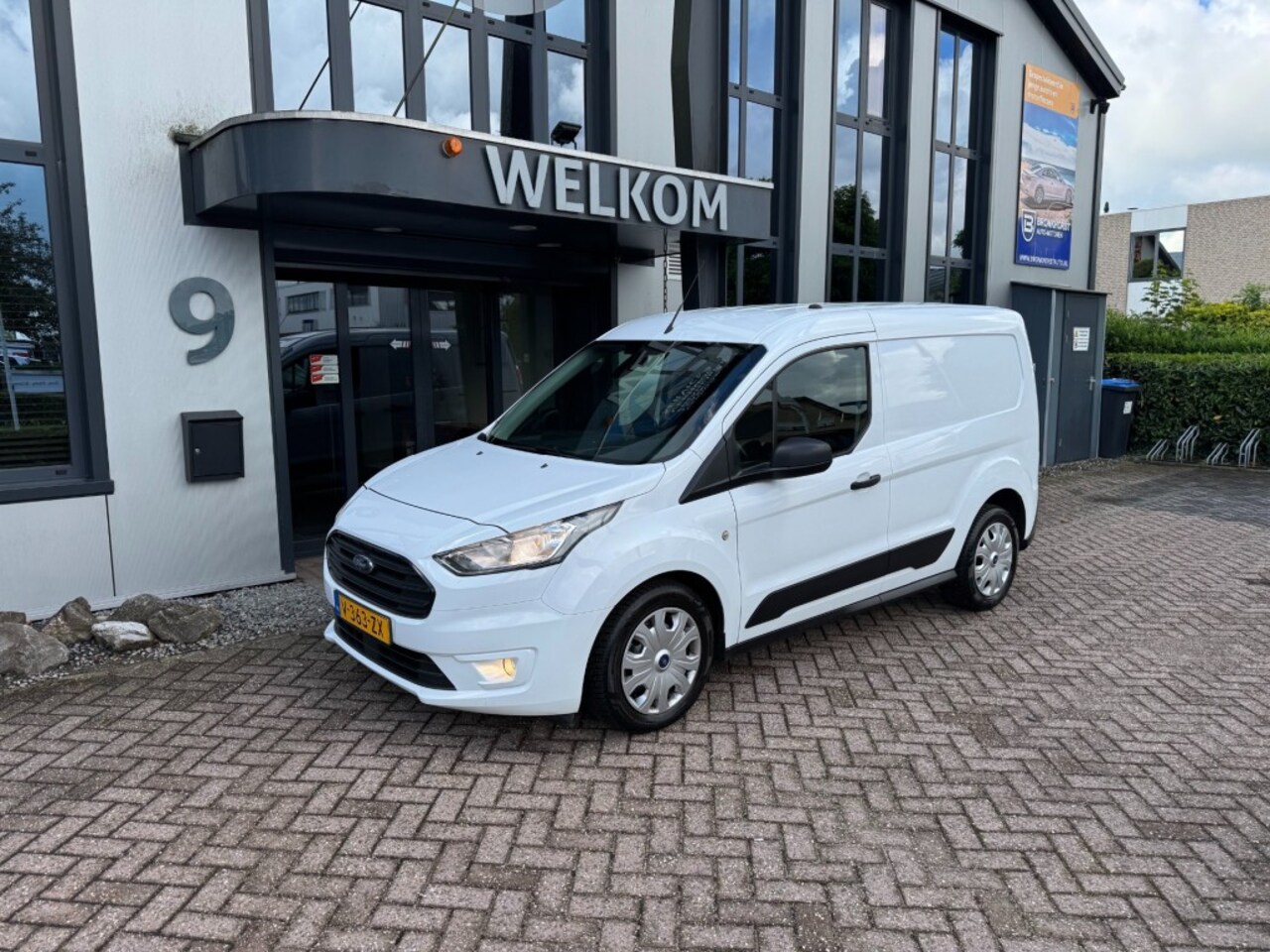 Ford Transit Connect - 1.5 TDCi Airco, verwarmde voorruit, 3-pers, navi, camera, Schuifdeur, - AutoWereld.nl