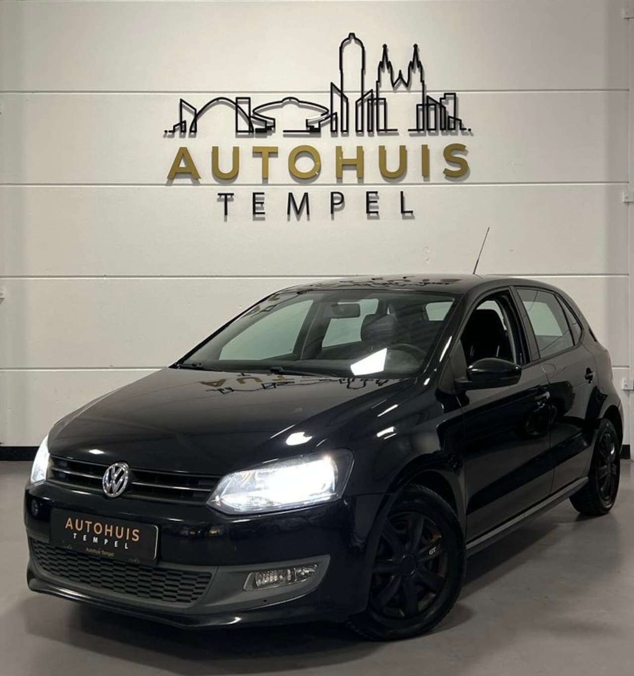 Volkswagen Polo - 1.4-16V Trendline Airco 5Deurs Parkeersensoren Bluetooth Isofix - AutoWereld.nl
