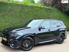 BMW X5 - XDrive45e RIJDNIEUW/NIEUWSTAAT/PANO/LASER/MAXTON/22IN