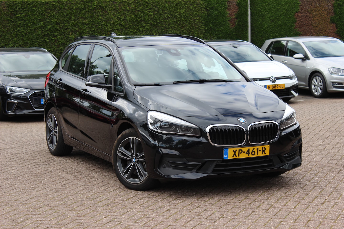 BMW 2-serie Active Tourer - 225xe iPerformance High Executive / Camera / Leder / Head-up / Navigatie / Sportstoelen / - AutoWereld.nl