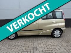Toyota Yaris Verso - 1.3-16V VVT-i Sol 5drs Airco - elektrische ramen - trekhaak - NAP
