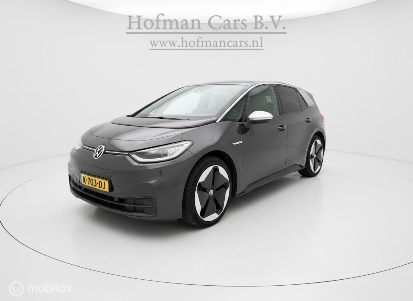 Volkswagen ID.3 - First Max 58 kWh | Panorama | 20" Velgen | Camera | Massage & Stoelverwarming - AutoWereld.nl