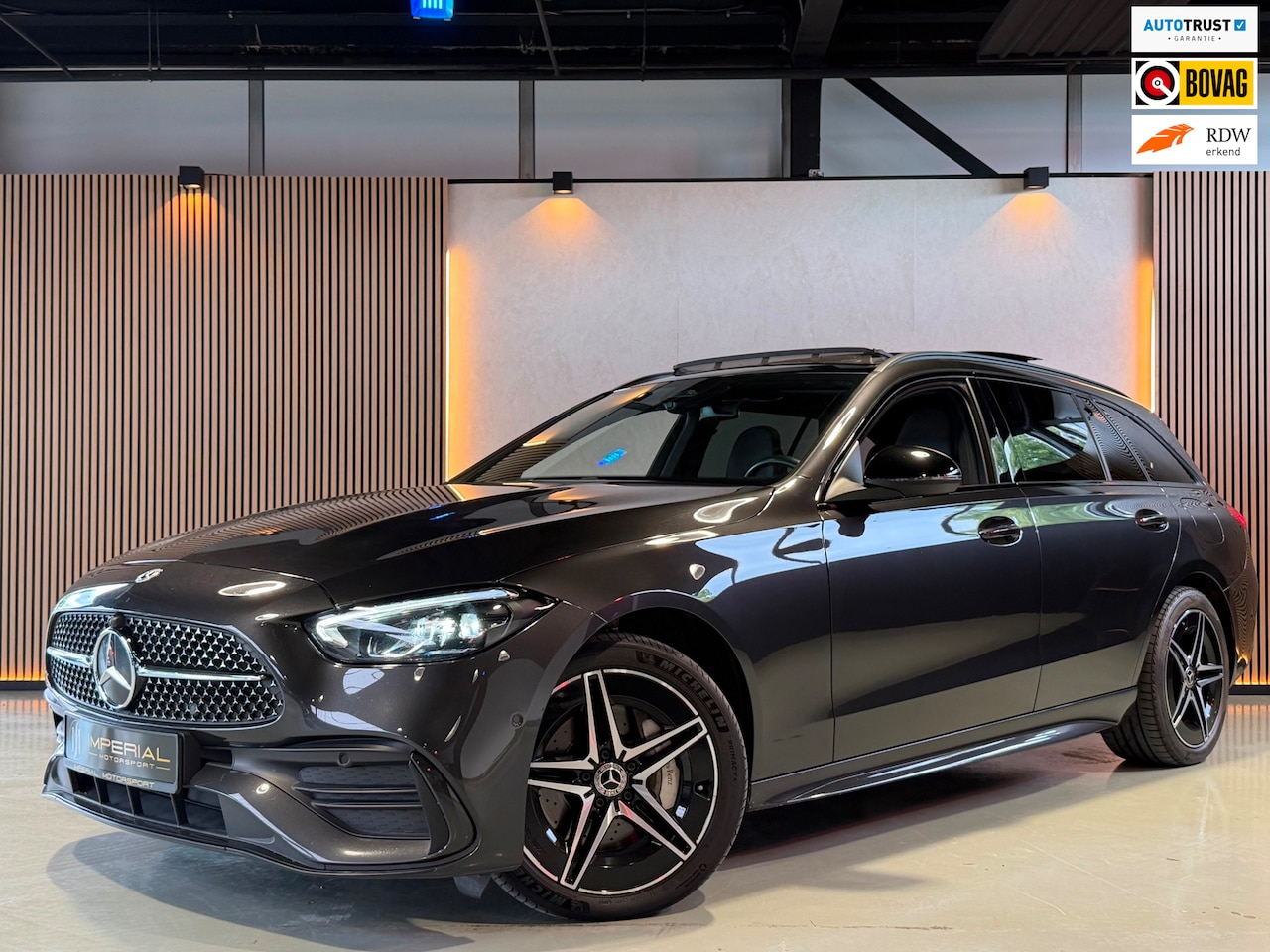 Mercedes-Benz C-klasse Estate - 300 e AMG Line Pano|Sfeer|Leder|Keyl - AutoWereld.nl