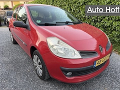 Renault Clio - 1.2-16V Special Line | Airco | Elekt. Ramen | Stuurbekrachtiging | APK tot 09-01-2027