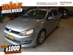 Volkswagen Golf - 1.2 TSI Highline Camera Navi PDC Volledig onderhoud