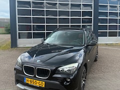 BMW X1 - SDrive18i 230.000 KM AUTOMAAT PANORAMA DAK AIRCO ZWART 2010