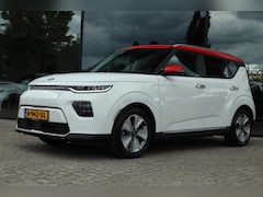 Kia e-Soul - EXECUTIVELINE 64KWH SOH 100% | CARPLAY | CAMERA | KEY-LESS | HARMAN/KARDON | HUD | LED | L