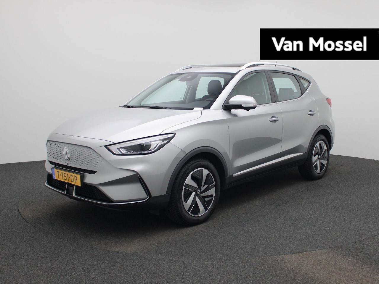 MG ZS - Long Range Luxury 70 kWh - AutoWereld.nl