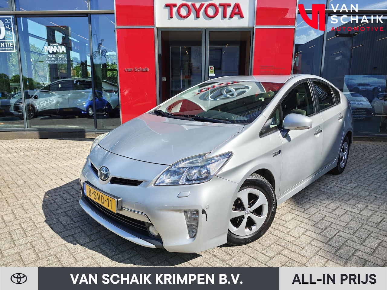 Toyota Prius - 1.8 Plug-in Executive Business NL Auto | 1e eigenaar | Stoelverwarming | Head-up Display - AutoWereld.nl