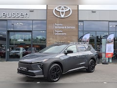 Toyota bZ4X Touring - Dynamic 75 kWh NIEUW & DIRECT LEVERBAAR BLIND-SPOT PARK-SENSOREN STOEL/STUURVERW APPLE/AND