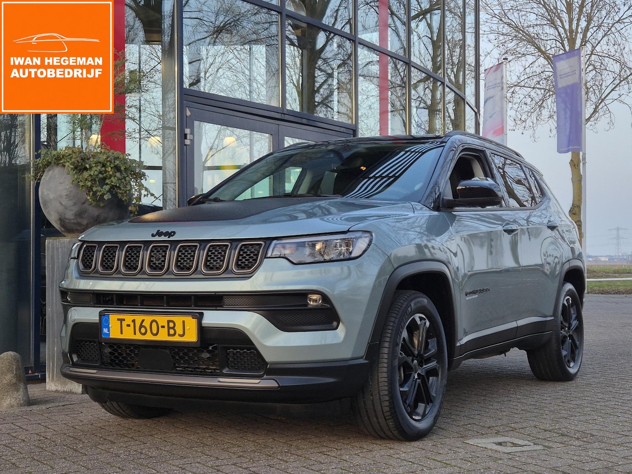 Jeep Compass - 4xe 240 Plug-in Hybrid Electric Upland | SOH 91% | PDC + Camera| Navigatie | LM Velgen | E - AutoWereld.nl