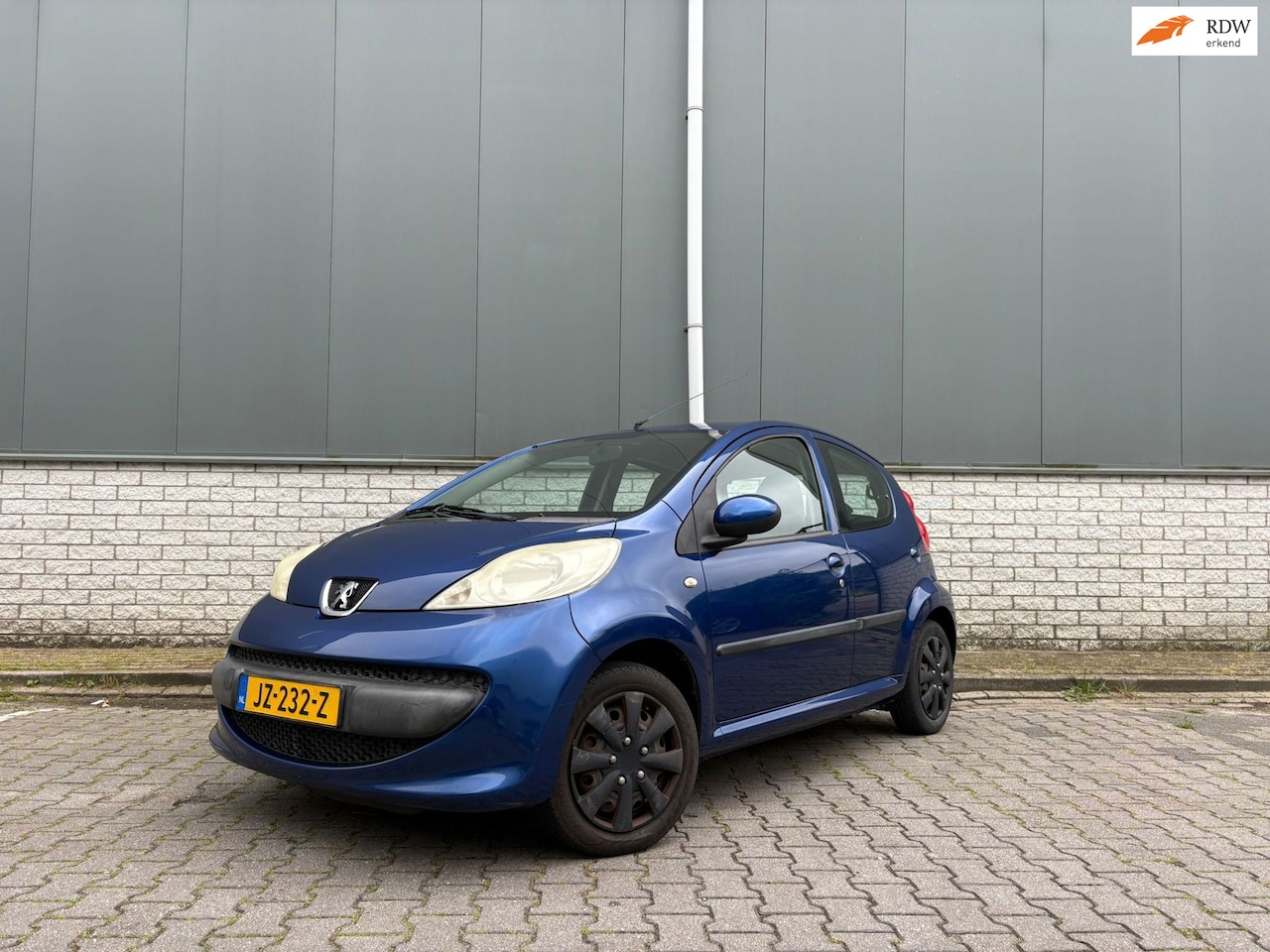 Peugeot 107 - 1.0-12V XR-NWE APK - AutoWereld.nl