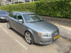 Audi A4 Avant - 2.0 TFSI quattro Pro Line