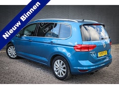 Volkswagen Touran - 1.4 TSI Highline 7p Net binnen-Nu al te bezichtigen