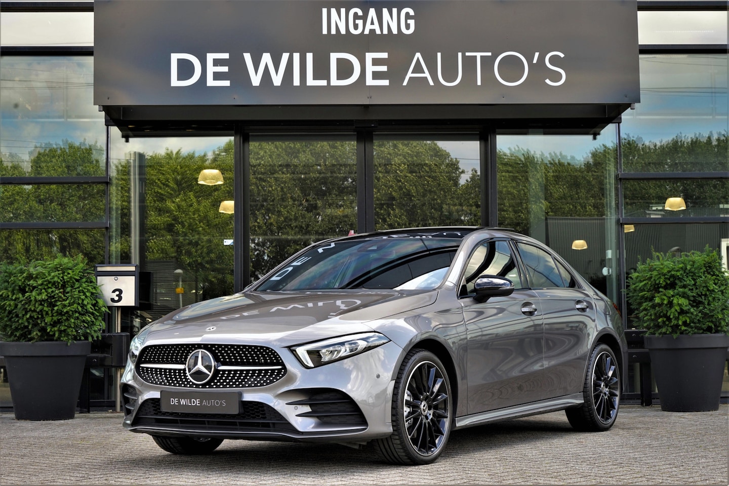 Mercedes-Benz A-klasse - 250 e AMG 218pk Pano Memory Sfeerverlichting Camera - AutoWereld.nl