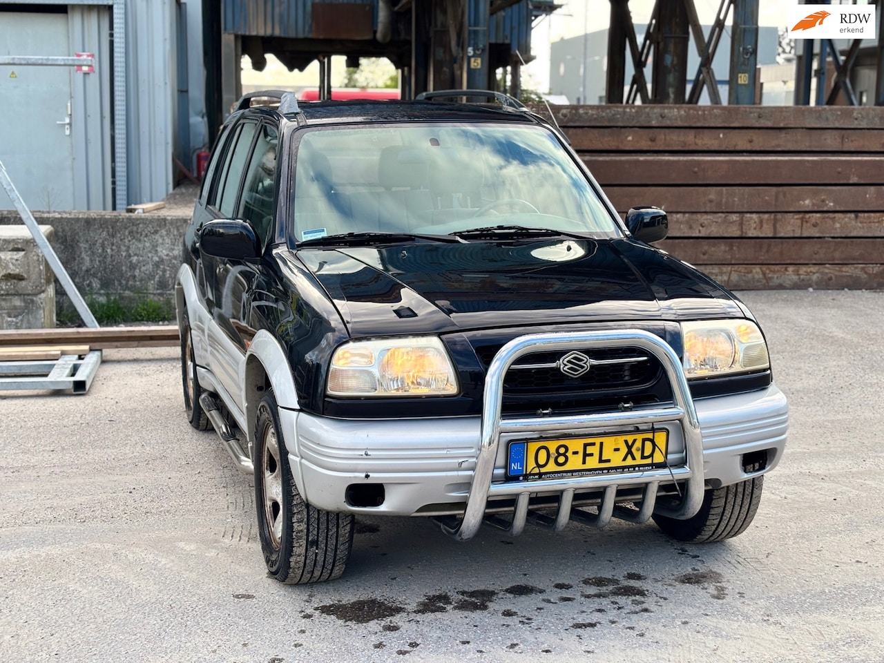 Suzuki Grand Vitara - 2.5 V6 AC AUTOMAAT ZEER WEINIG GELOPEN NAP !!! - AutoWereld.nl