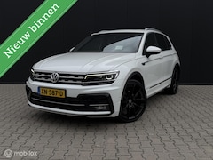 Volkswagen Tiguan - 1.5 TSI 3x R Line/Pano/Headup/ACC/Virtual/Vol