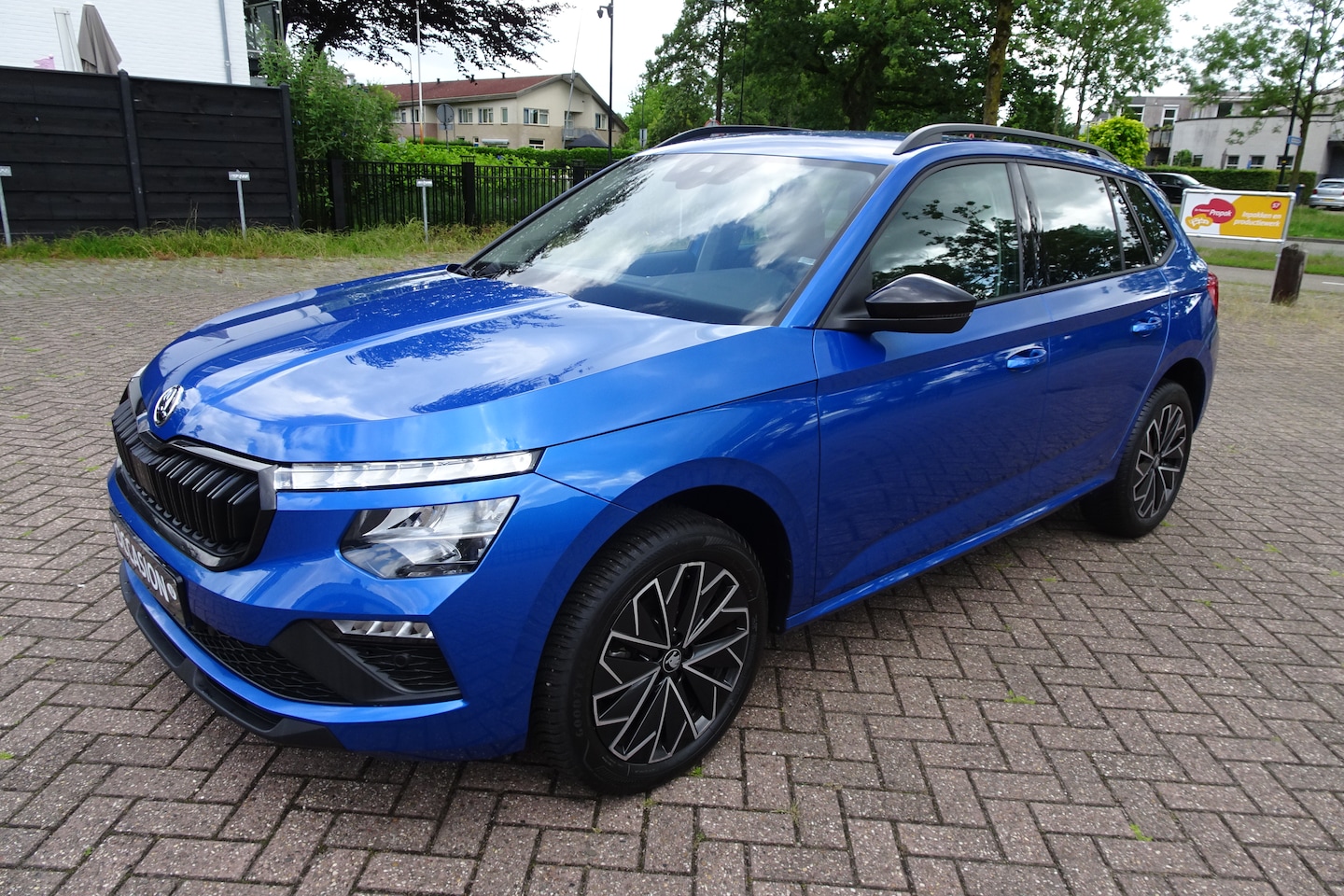 Skoda Kamiq - 1.0 TSI Essence 5 Drs * 115 pk * AIRCO * LMV * CARPLAY * KAMERA * Cr. Control * - AutoWereld.nl