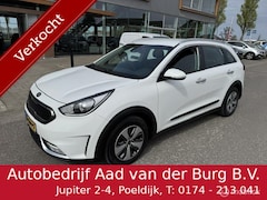 Kia Niro - 1.6 GDi Hybrid Automaat DynamicLine Trekhaak Navigatie , Achteruit rij camera , Cruise con