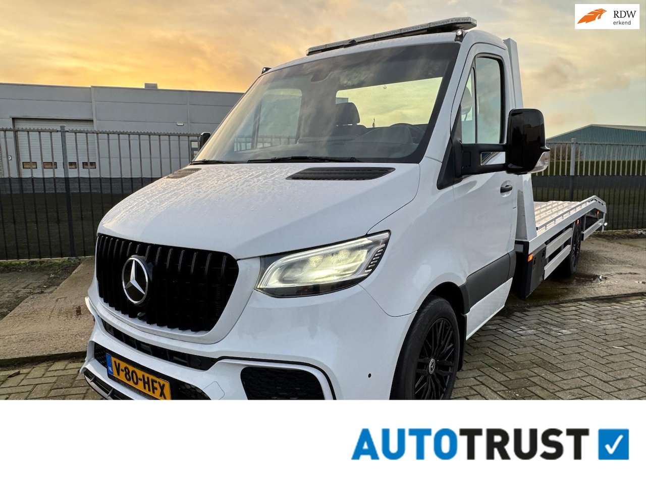 Mercedes-Benz Sprinter - 519 3.0 CDI V6 L3 VI-D OPRIJWAGEN AMG|XENON|STOELVW - AutoWereld.nl